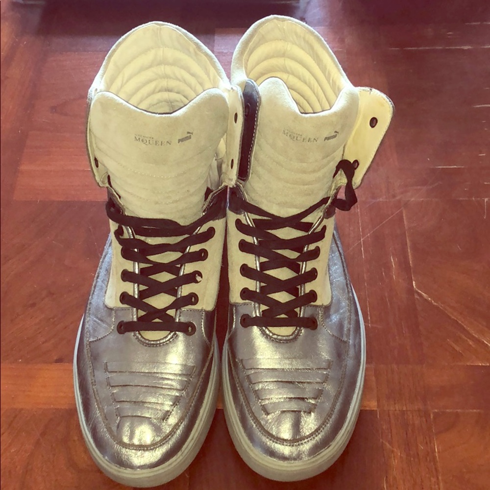 Hightop sneakers